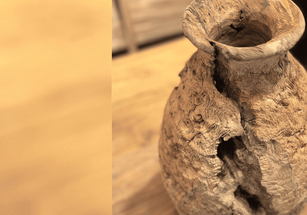 Ancient Wood Art & Decor
